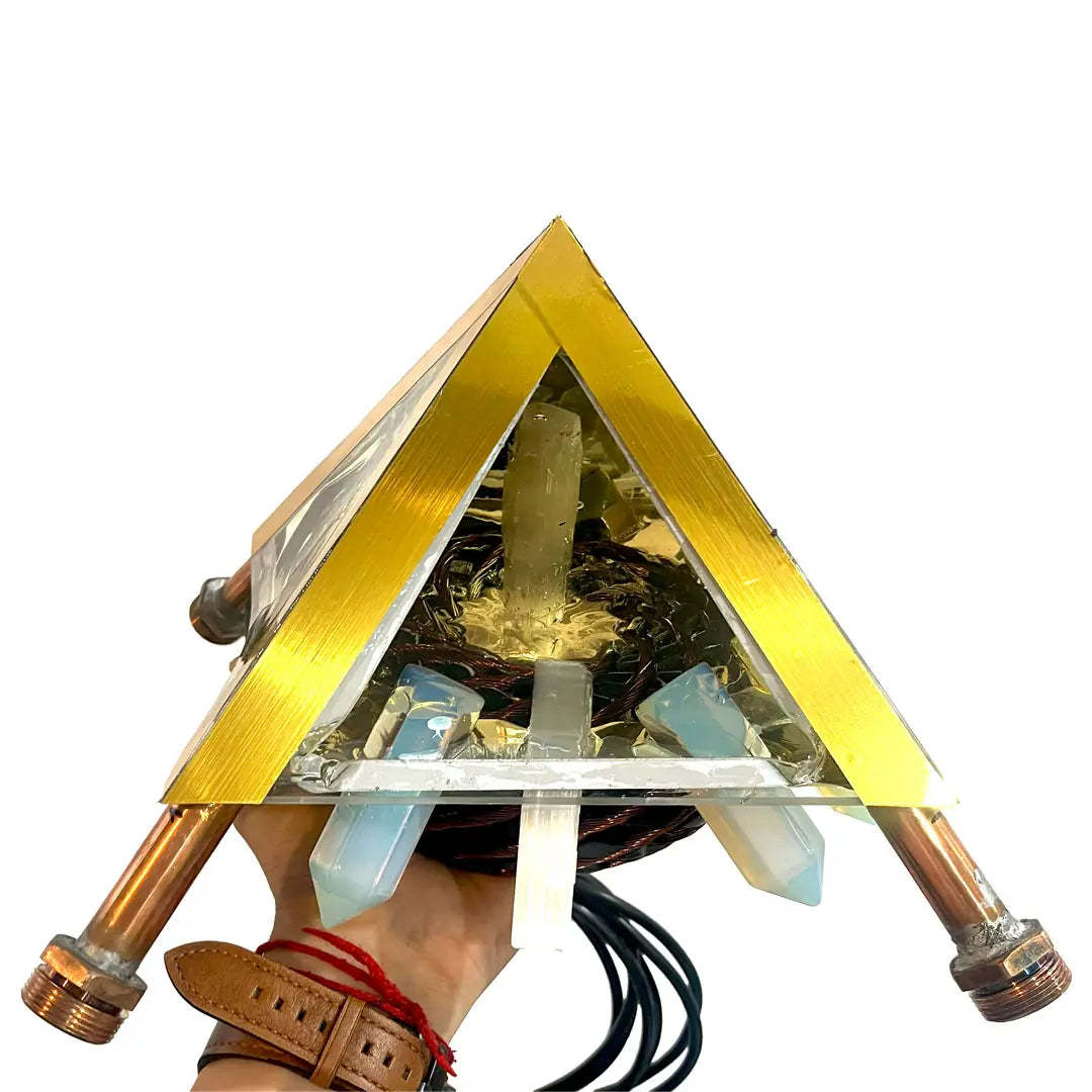 Copper Pyramid with Quantum Vortex PEMF | NEXUS CORE 3-System | 624m Rodin Coil | Rife Frequencies 1Hz–150kHz | Strobe Light Therapy | Frequency Lab AI Included | Giza 51° Sacred Geometry | Selenite | Collapsible | Handmade — Metayantra