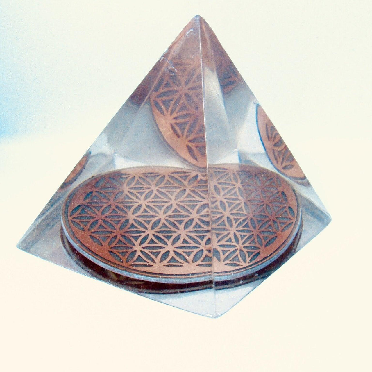 Flower of Life Pyramid with Quantum Resonance - Metayantra Consciencia