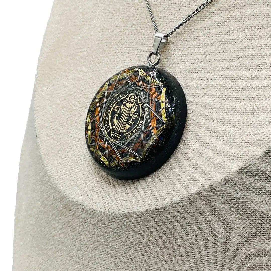 ✨🔮 Orgonite Necklace: Miracle Generator with St. Benedict Medal 🙏🛡️ Total Protection Against Witchcraft and Negative Energies