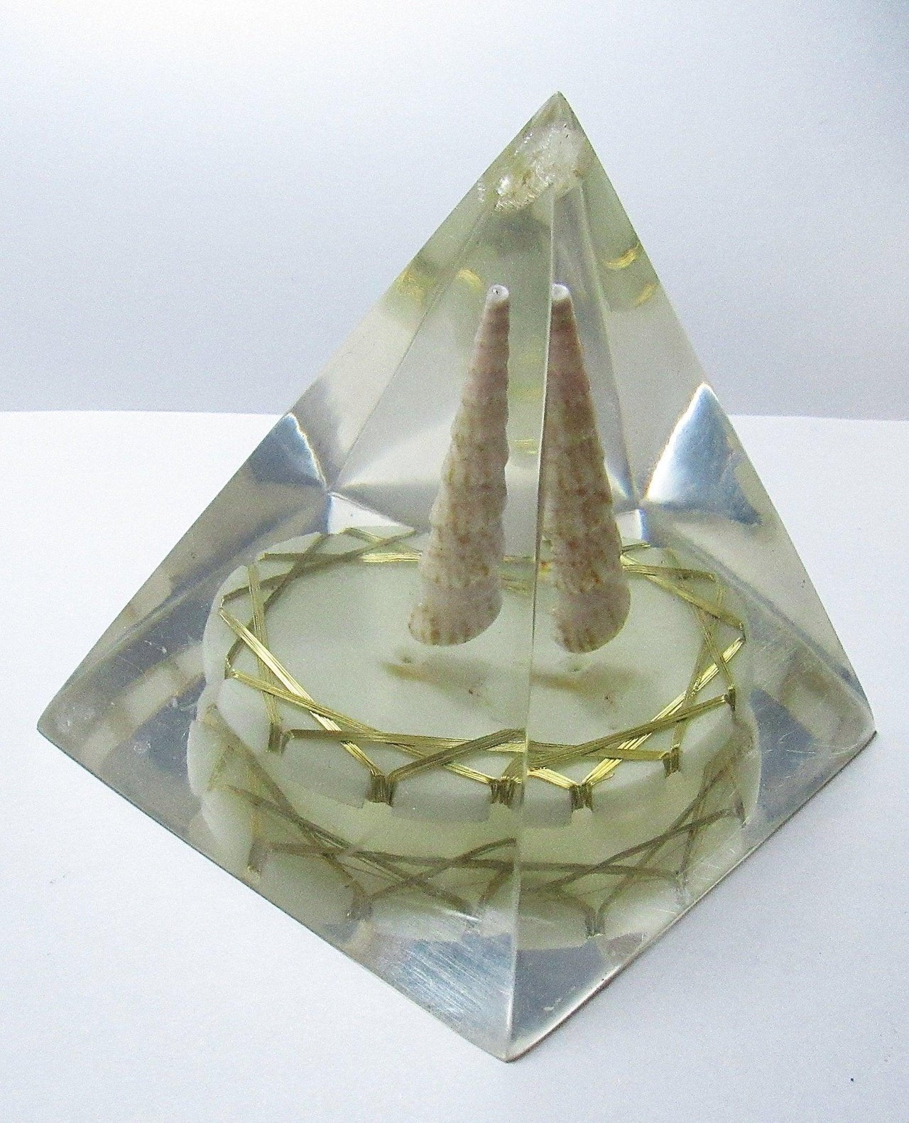 Zipolite-Charged Orgone Pyramid | Spiritual Harmony | Metayantra